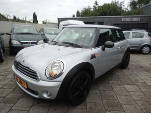 Mini One 1.4 95pk! Airco! Cruise Control! 112dkm NAP! AANBIEDING!