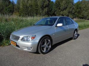 Lexus IS 200 2.0 EXECUTIVE | Trekhaak | Rijklaar prijs!