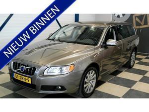 Volvo V70 bjr 2012 T4 132kW 180pk 6-bak LIMITED EDITION CLIMA   CRUISE   ADAPT.BI-XENON   NAVI SENSUS   LEER