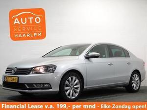 Volkswagen Passat Sedan 1.4 TSI HIGHLINE BLUEMOTION ,Navi, ECC, LMV,PDC