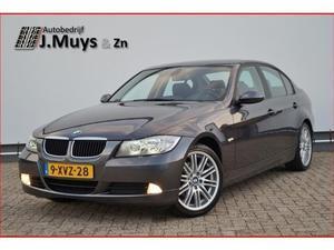 BMW 3-serie 320I AUT. EXECUTIVE NAVI LEER SCHUIFDAK 18INCH