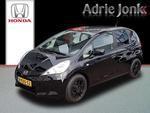 Honda Jazz 1.2 90 PK BLACK EDITION AIRCO PARK.SENS NW VELGEN BANDEN