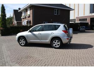 Toyota RAV4 2.0 VVTi Executive