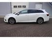 Toyota Avensis Touring Sports 1.8 VVT-I Sky View Edition 18