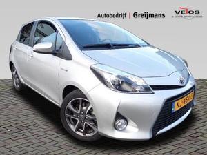 Toyota Yaris 1.5 Full Hybrid Bi-Tone CVT Automaat