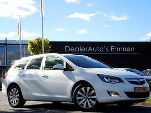 Opel Astra Sports Tourer 2.0 CDTI 165pkAut. Xenon  ECC 17`LMV PRIV.GLASS NAVI CRUISE CD CV AB