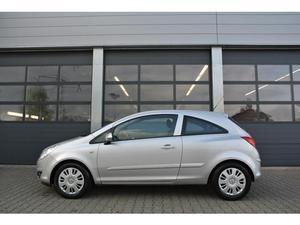 Opel Corsa 1.4 16V BUSINESS SPORT AIRCO, CRUISE !!