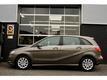 Mercedes-Benz B-klasse 180 AMBITION AUTOMAAT, BI-XENON, LEDER, FULL MAP NAVI, PDC VOOR ACHTER, CHROOM-PAKKET