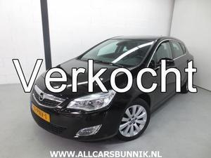 Opel Astra 1.4 TURBO COSMO   SPORT-INTERIEUR  NAVIGATIE  ECC  PDC