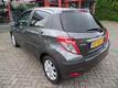 Toyota Yaris 5 drs 1.3 VVT-i Bi-Tone Automaat Navi