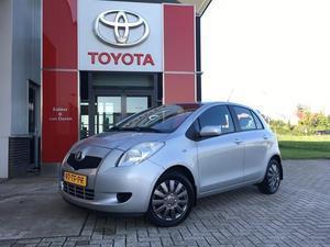 Toyota Yaris 1.3 VVTI SOL Airco Centr.vergr Elektr.ramen