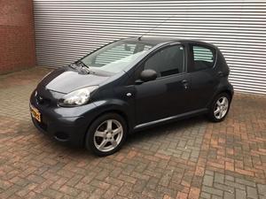 Toyota Aygo 1.0 12V VVT-I 5DRS COOL Airco!! Sport