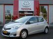 Toyota Yaris 1.3 VVT-I NOW airco, centrale vergrendeling & 6 versnellingen