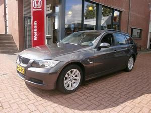 BMW 3-serie 318i TOURING EXECUTIVE BOVAG