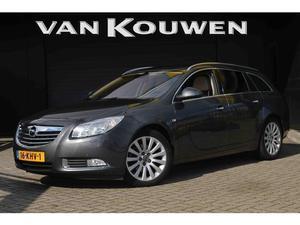 Opel Insignia 2.0T 220PK Cosmo automaat 18`` LM Velgen