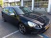 Volvo V60 1.6 T3 R-DESIGN