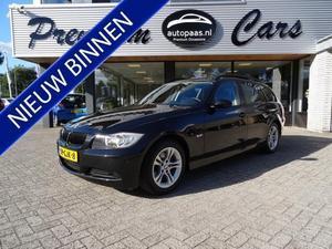 BMW 3-serie Touring 318I BUSINESS LINE,ECC.NAV,LMV