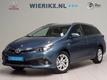 Toyota Auris Touring Sports 1.8 Full Hybrid Dynamic Special Navigatie LM-velgen Safety Sense