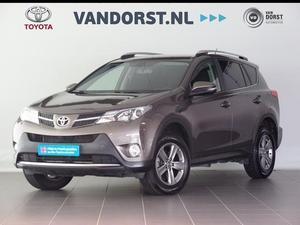 Toyota RAV4 2.0 4WD Special Edition Parkeer camera, Bluetooth, Regen-schemer sensor