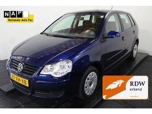 Volkswagen Polo 1.4-16V Optive 5 deurs airco 143.434 km nap