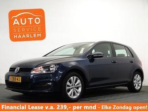 Volkswagen Golf 7  1.2 TSI 105pk HIGHLINE , Navi, ECC, LMV, 40 dkm