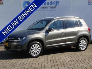 Volkswagen Tiguan 1.4 TSI 160Pk SPORT&STYLE Navi Trekhaak PDC *All in prijs*