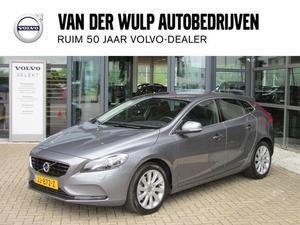 Volvo V40 T3 152PK  2.0L  NORDIC  XENON TREKHAAK