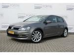 Volkswagen Golf Vll 2.0 TDI HIGHLINE 17 inch L.M. Velgen, Navi, Sportstoelen  PDC Voor & Achter .