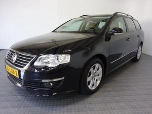 Volkswagen Passat 1.6 TDI BlueMotion *LEER, NAV*