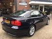 BMW 3-serie 318i BUSINESS LINE NAVI-LEDER-LMV-ECC-PDC-CRUISE CONTROL