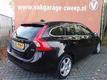 Volvo V60 2.0 5-Cil D3 MOMENTUM | Navi | Leder | Chrome | Pdc