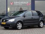 Volkswagen Polo 1.4-16V COMFORTLINE, 5-Deurs   Airco   Cruise control   Bluetooth   Privacy glass