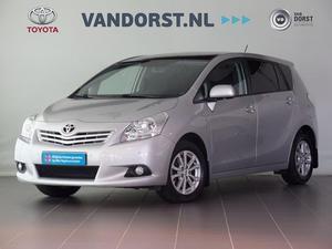 Toyota Verso 1.8 Navigatie, Parkeer camera, PDC voor  achter