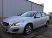 Volvo V60 D3 Momentum Schuifdak Navi Xenon 5 cilinder!