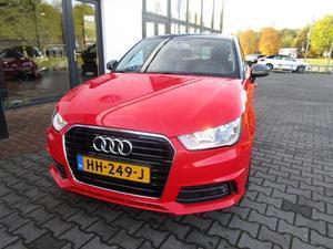 Audi A1 Sportback 1.0 TFSI 96pk S-Line Navigatie 17Inch Airco 5-Deurs