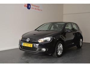 Volkswagen Golf 1.6 TDI HIGHLINE BLUEMOTION , CLIMATR ,NAVI ,AFNB TREKH , CR CONTR , LM16