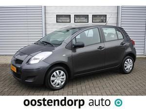 Toyota Yaris 1.0 VVTi Cool