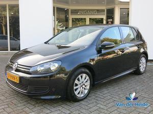 Volkswagen Golf 1.6 TDI 105 PK 5 drs BLUEMOTION Airco, Cruise Control, LM velgen, Trekhaak.