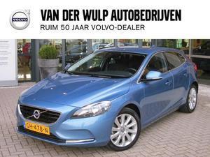 Volvo V40 T4 180PK AUT. MOMENTUM | RTI