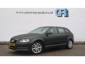 Audi A3 Sportback 1.6 TDI Business Edition Navigatie