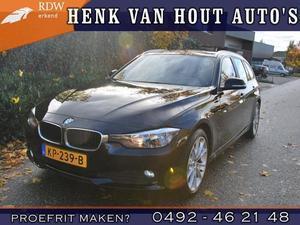 BMW 3-serie Touring 318D HIGH EXECUTIVE | SPORTSTOEL | LEDER | NAVI | CHROME LIJST EN RAIL