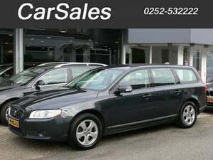 Volvo V70 2.4D AUTOMAAT LEER NAVI AIRCO LMV PDC ETC NIEUWSTE MODEL !!!