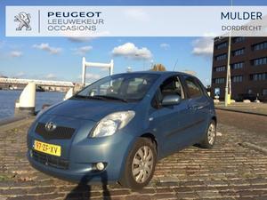 Toyota Yaris 1.3 16V 5DR SOL MMT