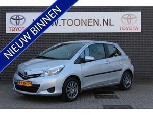 Toyota Yaris 1.0 VVT-i Aspiration Parkeercamera LM velgen Airco