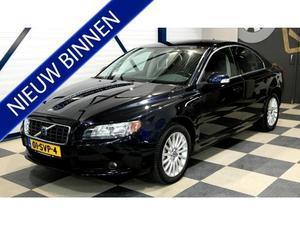 Volvo S80 bjr 2006 2.4 D5 136kW 185pk Aut6 MOMENTUM PROF. CLIMA   CRUISE   NAVI RTI   LEER   HP-AUDIO 6CD   RE