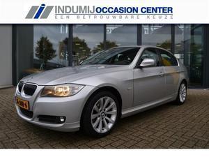 BMW 3-serie 318i Business Line    Climate control   PDC   Bluetooth   Navi