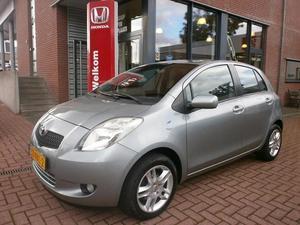 Toyota Yaris 1.3 16V VVT-I 5DR LUNA FOLLOW ME BOVAG