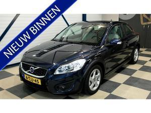 Volvo C30 bjr 2012 1.6 D2 84kW 114pk 6-bak S S MOMENTUM CLIMA   CRUISE   SPORTHALFLEER T-TEC   SKID-PLATE   BL