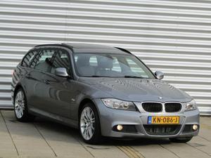 BMW 3-serie Touring 320dA X-drive M-sport LEDER NAVI PANODAK