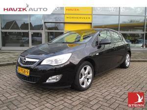 Opel Astra 5 drs. Edition 1.4 Turbo 140pk & 16` winterwielen!!